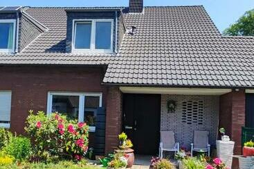 شقق خاصة سياحية Uni Nähes Apartmenthaus Mit Garten