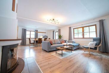 ツーリストアパートメント Ferienwohnung Am Wald