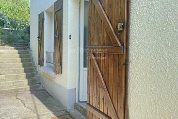 דירות לתיירים Entre Terre Et Mer Charmant Appt En Rez De Chaussée Avec Petit Extérieur