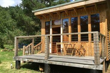 דירות לתיירים Caledonian Glamping