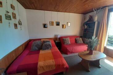 游客公寓 Studio Sympa Avec Terrasse , Maxi 4 Pers.briançon
