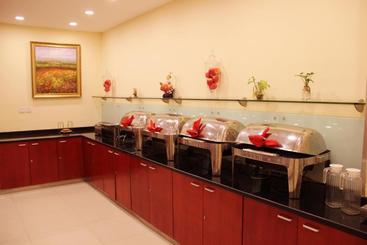 هتل Hanting Express Zunyi Zhonghua Road Branch