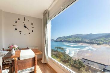 דירות לתיירים Coast & Beach View Parking