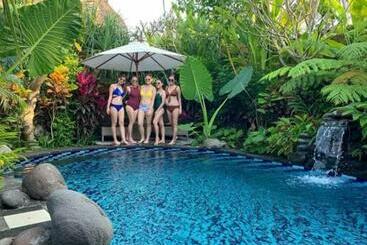 Жильё для туристов Gopala Luxury Villas