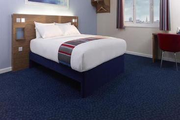 هتل Travelodge Darlington