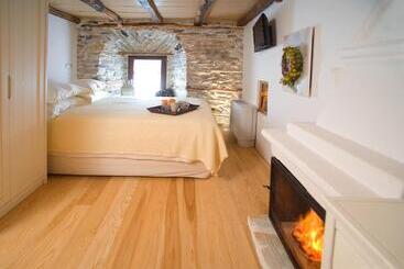 בית מלון כפרי Mountain's Secret