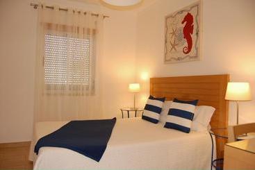 Apartamentos Mare