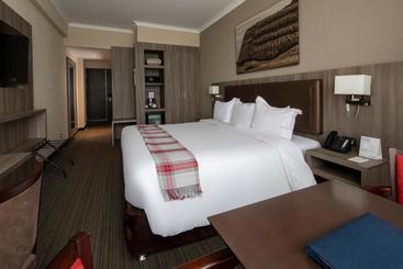 هتل Doubletree By Hilton Trujillo