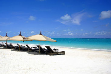 هتل The Somerset On Grace Bay