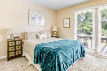 هتل Sea Colony  9803 Evergreen
