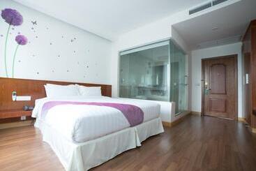 בית מלון כפרי Harmony Phnom Penh
