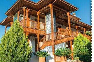 Otel Azmakhan