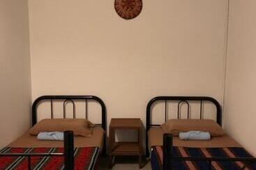 تختخواب و صبحانه Batu Bata Guesthouse
