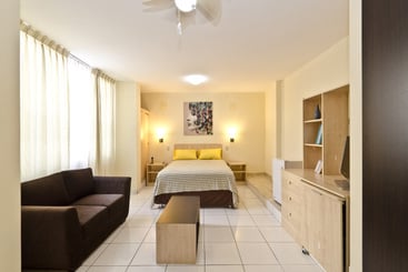 هتل Razz B&b Miraflores