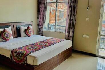 فندق Elepath Lodge  Pinnawala