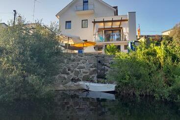 ínsua Hostel