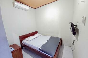 ホテル Gerung 2 Near Luwes Mall Nganjuk Mitra Reddoorz