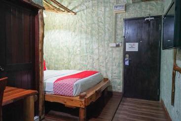 هتل 900 Inn