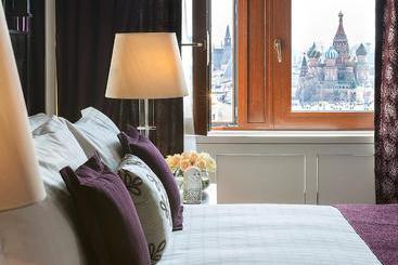 هتل Four Seasons Moscow