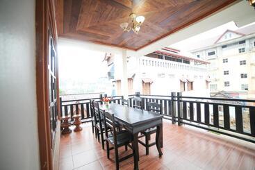 پانسیون Maylay Guesthouse