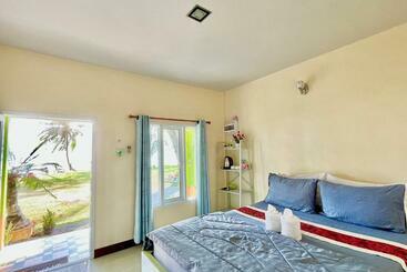 אתר נופש Ava Beach Pakbara