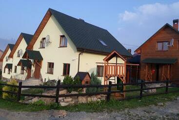 بنسيون Chalet 888 Cottages