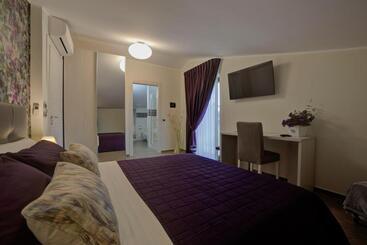 مبيت وإفطار Villaggio Cristina