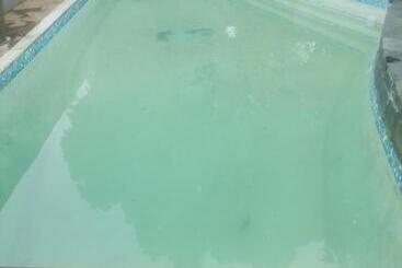 פנסיון Arkenstone Frys Guesthouse