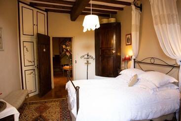 פנסיון Le Logis Saint Victor