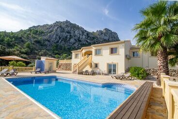 تختخواب و صبحانه Casa Lennisa