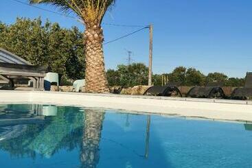 مبيت وإفطار Au Domaine De Gigie