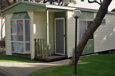 هتل Anglesea Family Caravan Park