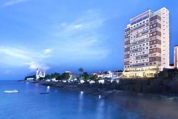 Aston Kupang Hotel & Convention Center