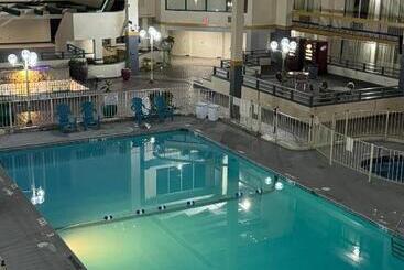 The Lodge Hotel And Banquets