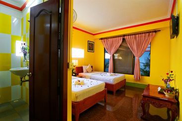 Our Joint Hotel & Guesthouse