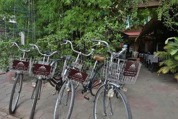 Our Joint Hotel & Guesthouse