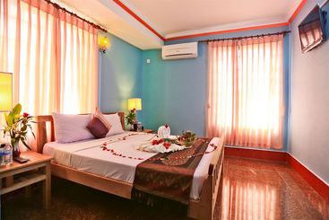 Our Joint Hotel & Guesthouse