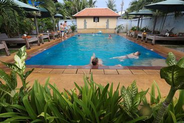 Our Joint Hotel & Guesthouse