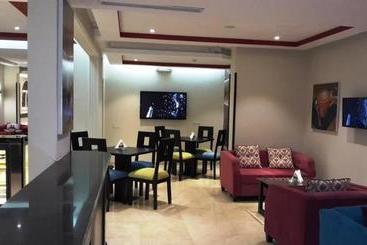 هتل Tulip Inn Tabuk