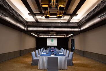 استراحتگاه Banyan Tree Tengchong