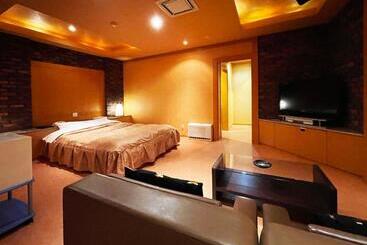 فندق Arun Adult Only