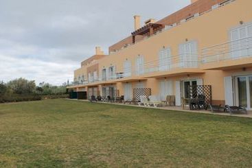 Cabanas Garden