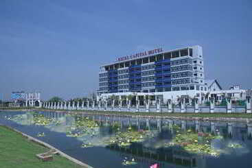 فندق Excel Capital