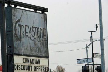 مُتل Greystone Inn