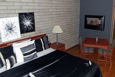 مُتل Greystone Inn