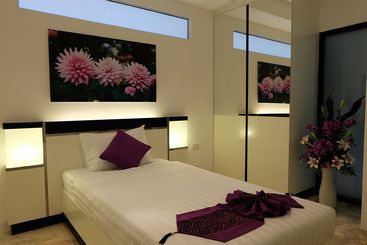 Phuket Seaview Resotel