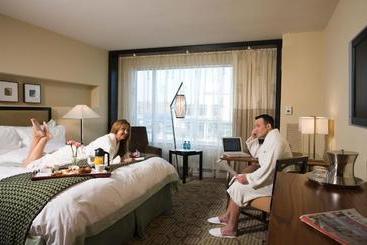 استراحتگاه Le Merigot At Tropicana