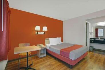 מוטל Park Inn By Radisson, Livermore