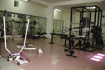 Velan Hotel Greenfields