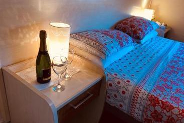 تختخواب و صبحانه Inn On The Broadway